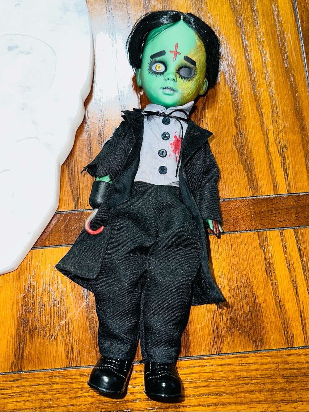 Mezco Living Dead Dolls Angus Littlrot Horror Collectible Doll